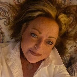 Meet your Posher, Angie